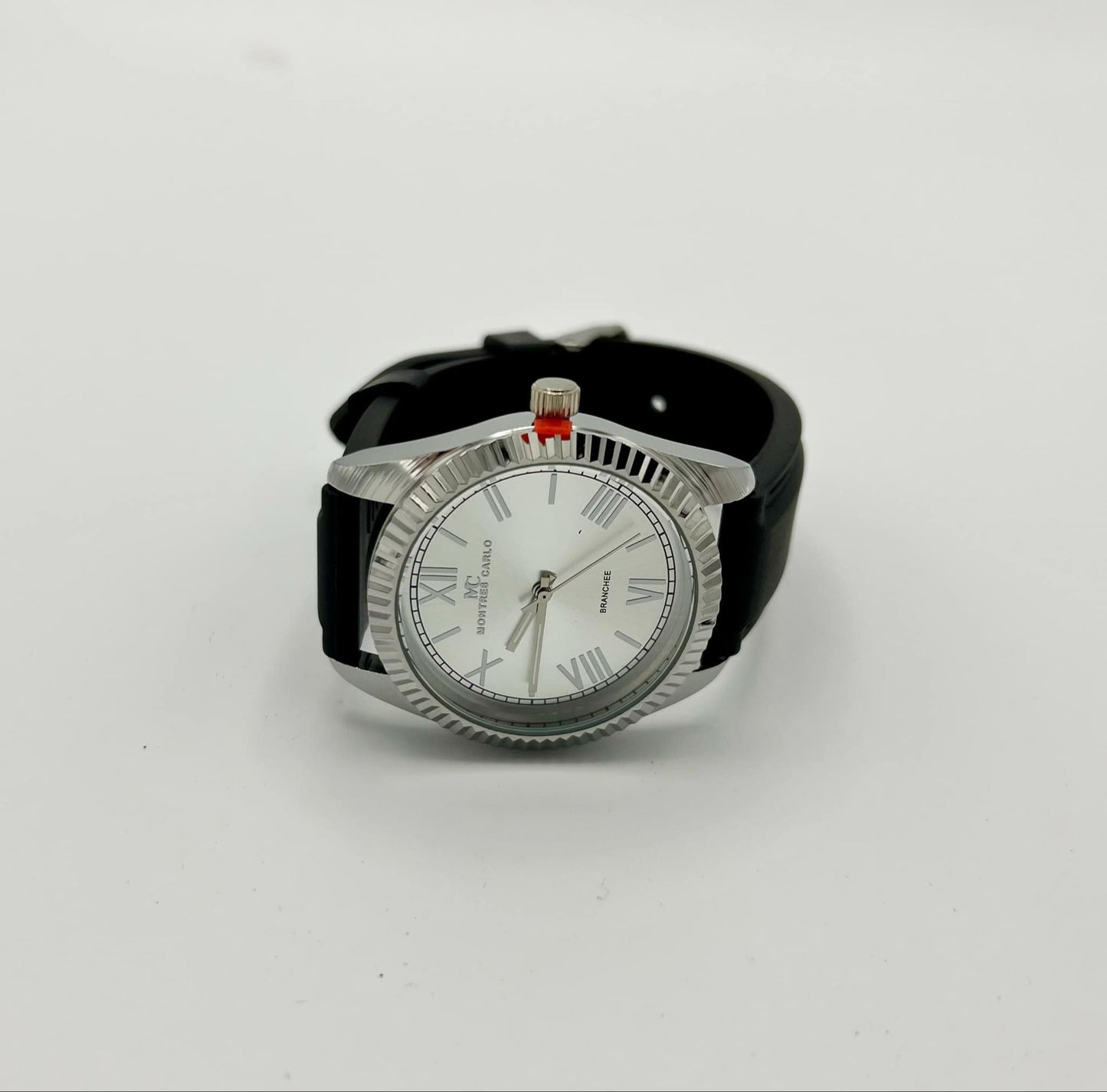 Mens Black Montres Carlo Sport Watch Round Silver Tone with Black Leather Strap