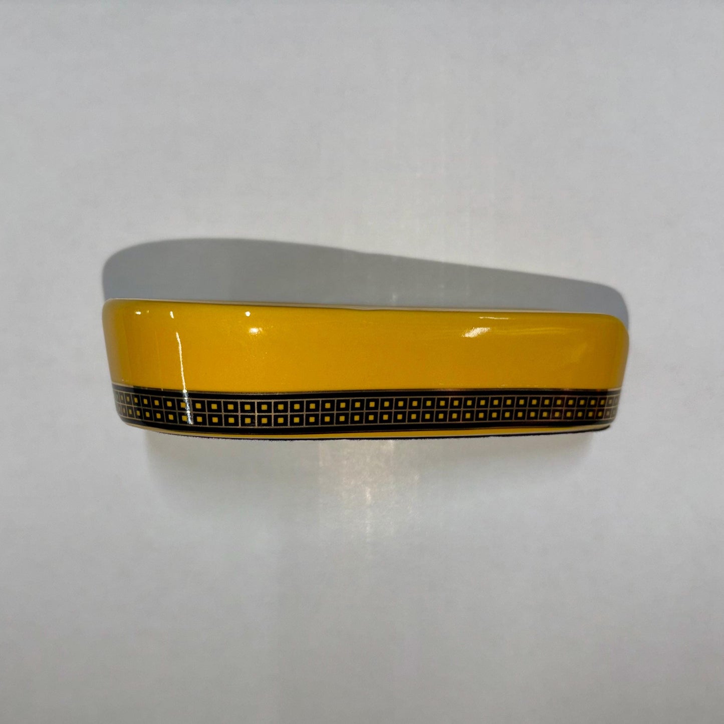 Single-Rest Cigar Ashtray